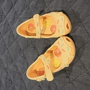 Mini Melissa Donut shoes toddler size 7